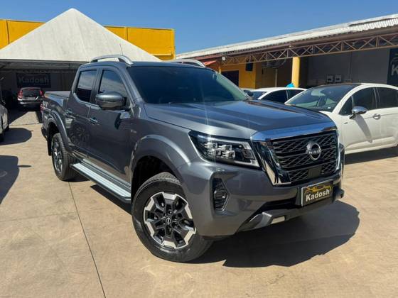 NISSAN FRONTIER 2.3 16V TURBO DIESEL PLATINUM CD 4X4 AUTOMÁTICO